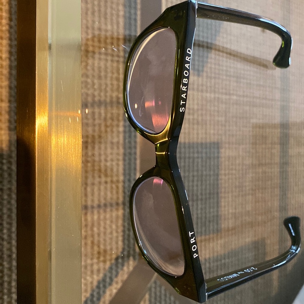 Caddis Miklos Readers. Beautiful dark green Caddis readers. 2.5 strength.